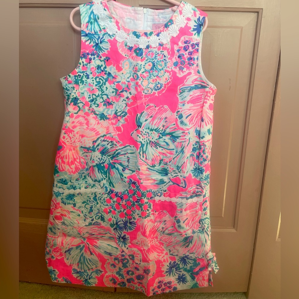 Lily Pulitzer girls size 10 classic shift dress EUC